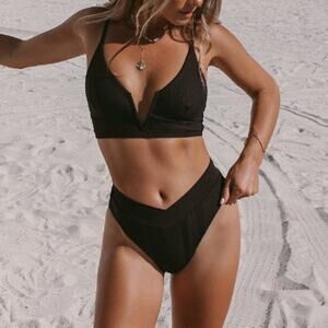 L*Space Pointelle Rib Siren Bikini Top M